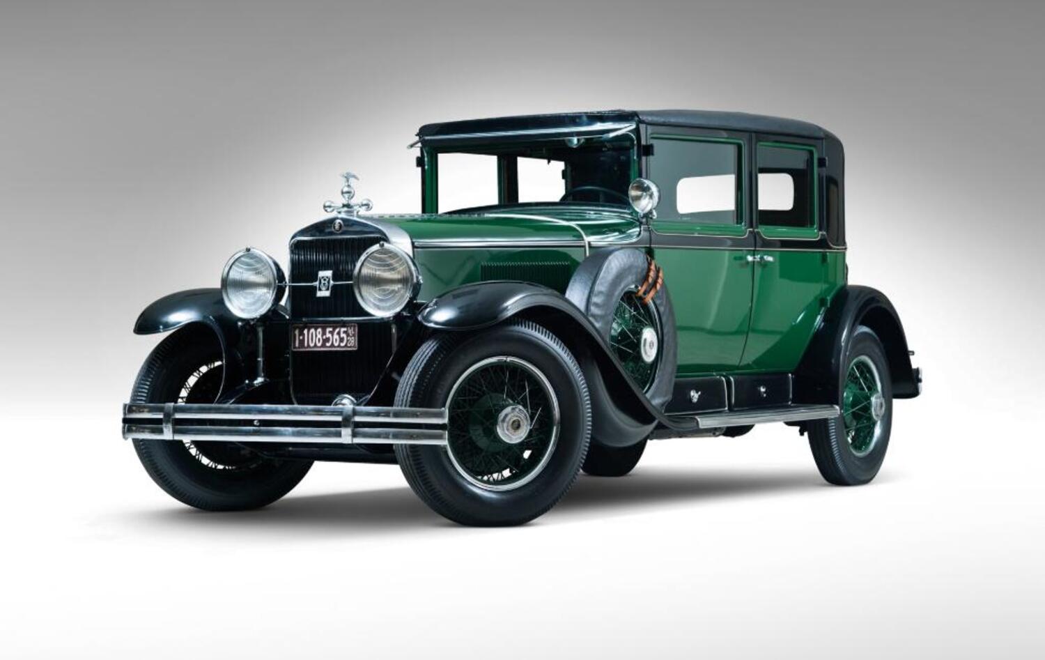 Al Capone: la sua Cadillac Sedan V8 blindata è in vendita