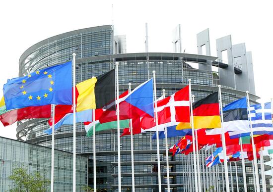 Mercato Europa: un gennaio da brividi, -7,6% Mercato Europa: un gennaio da brividi, -7,6%
