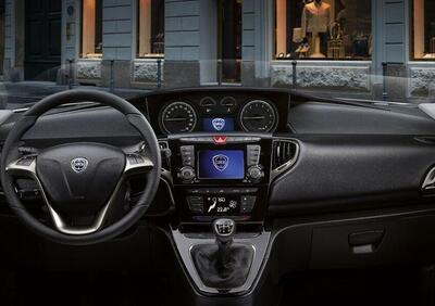 Quale Comprare Confronto Lancia Ypsilon 1 2 Euro6 Vs Fiat Panda 1 0 Hybrid 2020 Prezzo Promozioni E Costo Manutenzione Prove Automoto It