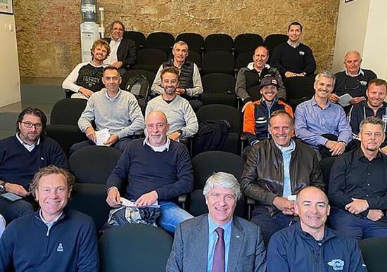 Rally, vertice FIM-Costruttori-Organizzatori: si discute (e si propone) di sicurezza Rally, vertice FIM-Costruttori-Organizzatori: si discute (e si propone) di sicurezza