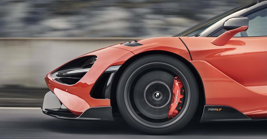 McLaren verso l'ibrido: «La Ferrari SF90 Stradale è troppo pesante per noi»