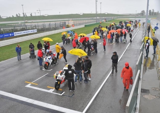 Trofei Honda. Seconda gara bagnata a Misano Trofei Honda. Seconda gara bagnata a Misano