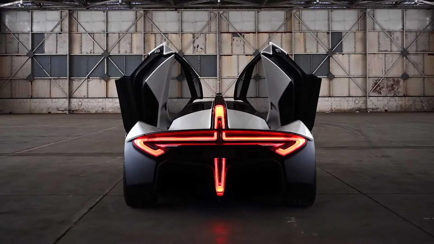 Il posteriore futuristico della Apex AP-0 Concept EV