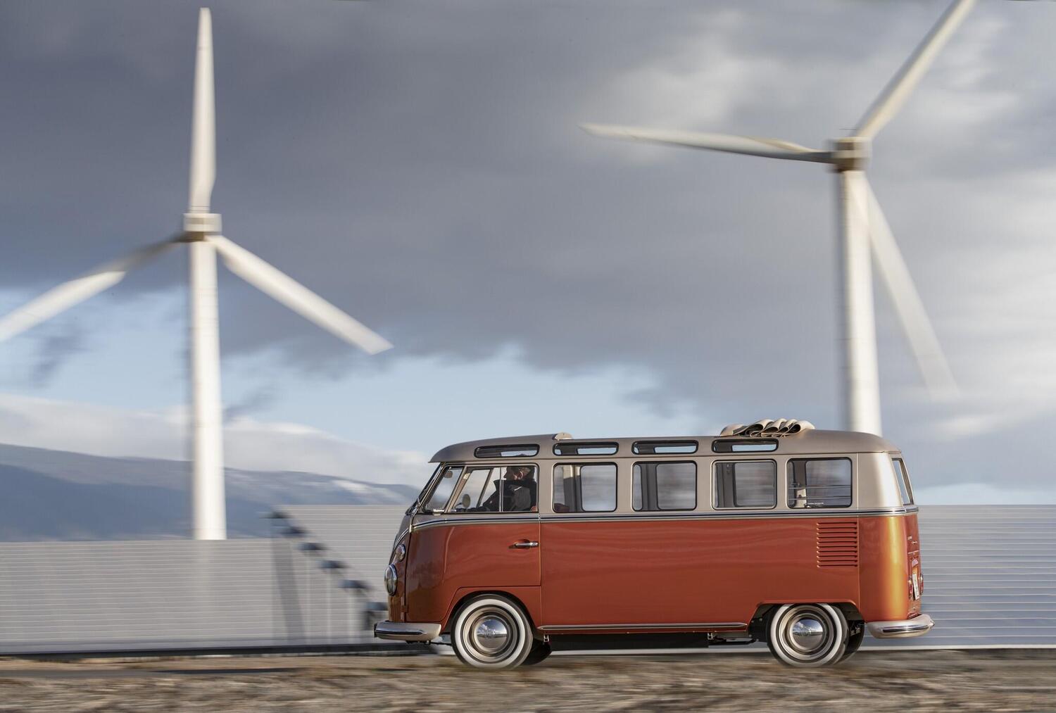 Volkswagen e-Bulli Concept: stile retrò a propulsione elettrica