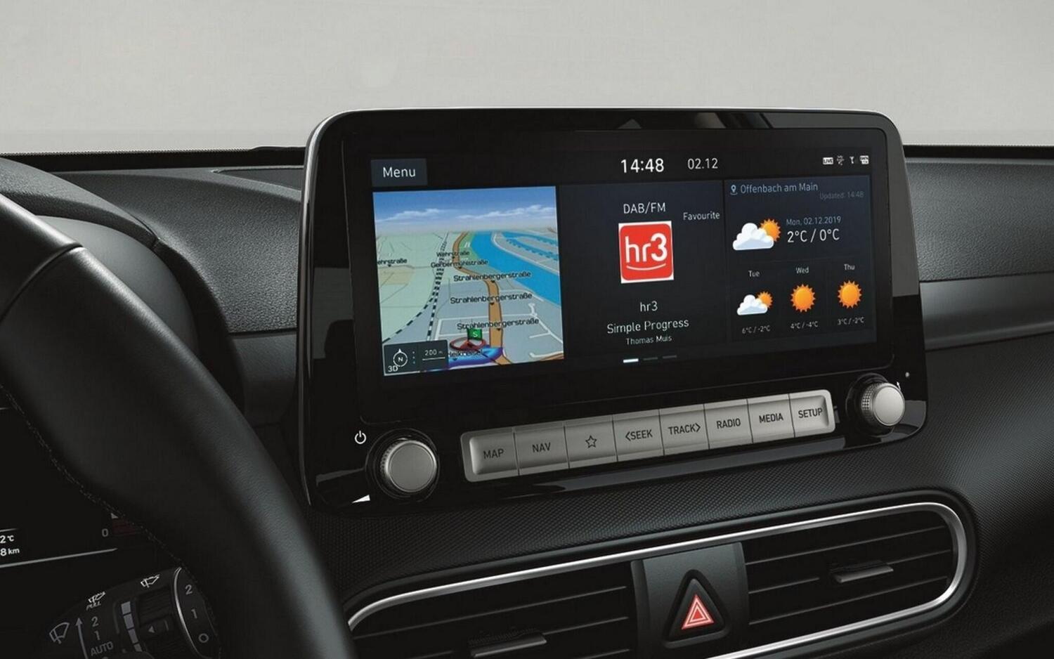 La Hyundai Kona Electric 2020 offre anche il display touch da 10,25