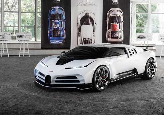 Cristiano Ronaldo, per lui una Bugatti Centodieci? Cristiano Ronaldo, per lui una Bugatti Centodieci?