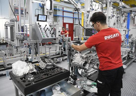 Ducati, è ripartita la produzione. Moto in arrivo nelle concessionarie Ducati, è ripartita la produzione. Moto in arrivo nelle concessionarie