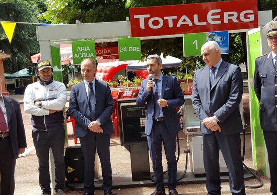 Paolo Andreucci presenta la sicurezza stradale ai ragazzi romani Paolo Andreucci presenta la sicurezza stradale ai ragazzi romani