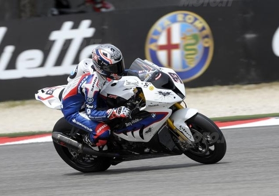 Miglior tempo per Melandri nelle libere di Misano Miglior tempo per Melandri nelle libere di Misano