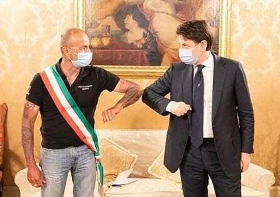 Gilu, il sindaco sull'eBike, è arrivato a Roma e ha incontrato Conte Gilu, il sindaco sull'eBike, è arrivato a Roma e ha incontrato Conte