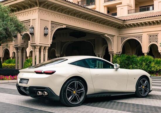 La nuova Ferrari Roma, un'auto da sogno