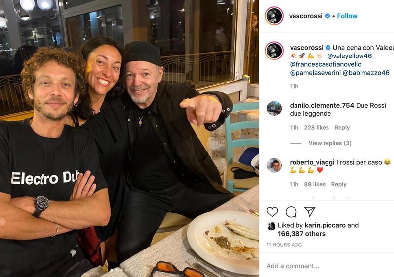 Valentino Rossi E Vasco Rossi Si Incontrano A Rimini Motogp Moto It