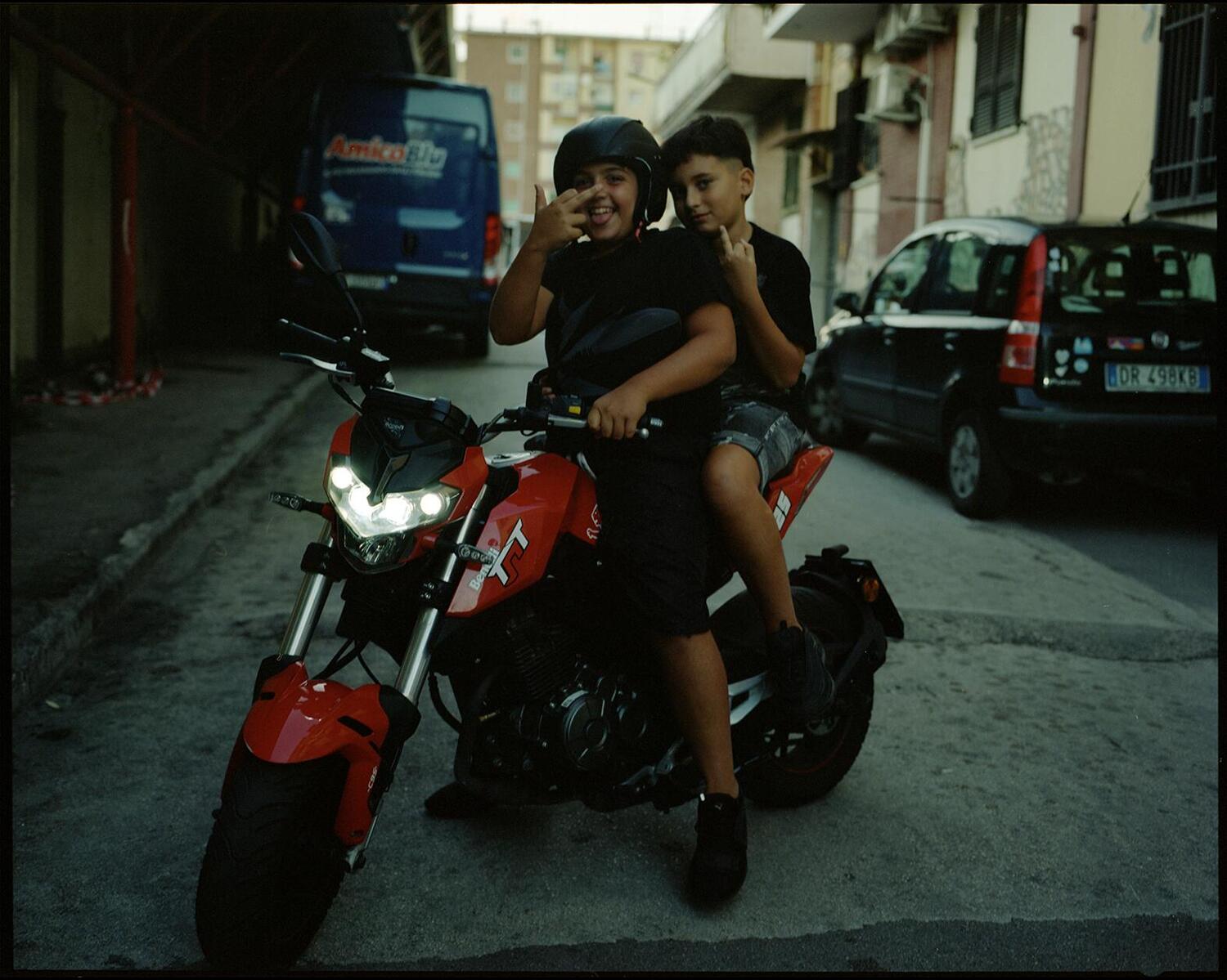 Glauco Canalis - 9 anni e un 125 – Rione Traiano, 2019