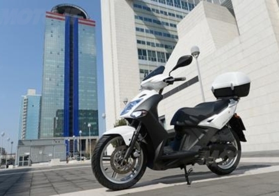 Kymco Agility R16: il restyling già dai concessionari Kymco Agility R16: il restyling già dai concessionari