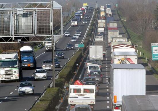 Liguria strangolata: l’assedio dei cantieri autostradali Liguria strangolata: l’assedio dei cantieri autostradali