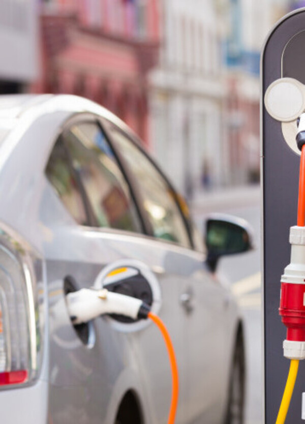 Auto elettriche, ibride, Euro 6: tutti gli incentivi locali per il 2020