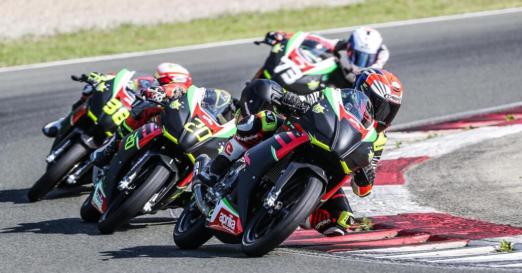 Magione: via all'italiano Aprilia Racing Sport Production