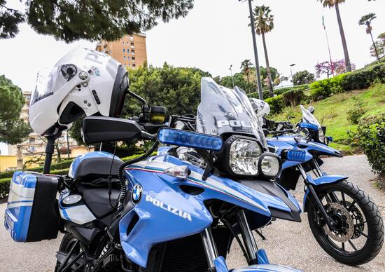 Motociclista scellerato sui passi di Emilia e Toscana: 13 infrazioni, 78 punti patente decurtati e 1.300 Euro di multa Motociclista scellerato sui passi di Emilia e Toscana: 13 infrazioni, 78 punti patente decurtati e 1.300 Euro di multa