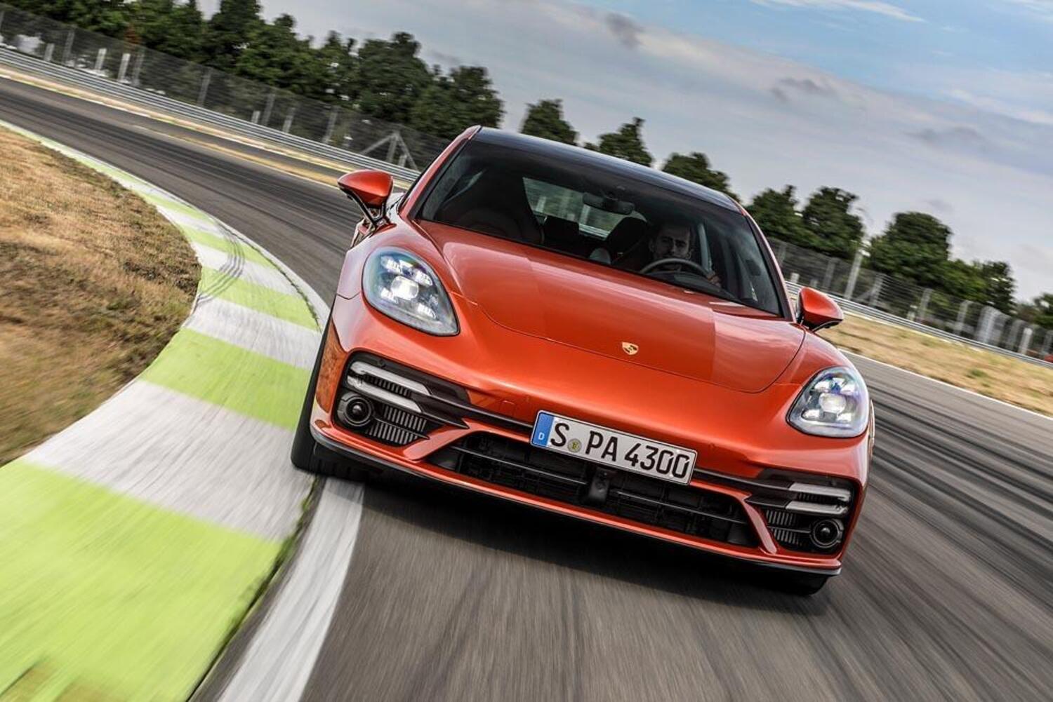 Porsche Panamera: facelift e più potenza