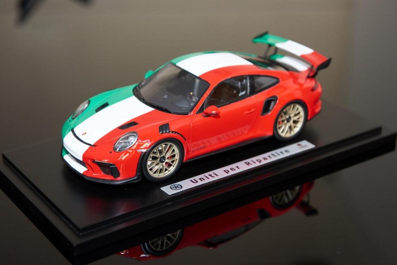 Porsche Italia: raccolti 1,3 milioni con la campagna “Uniti per Ripartire”