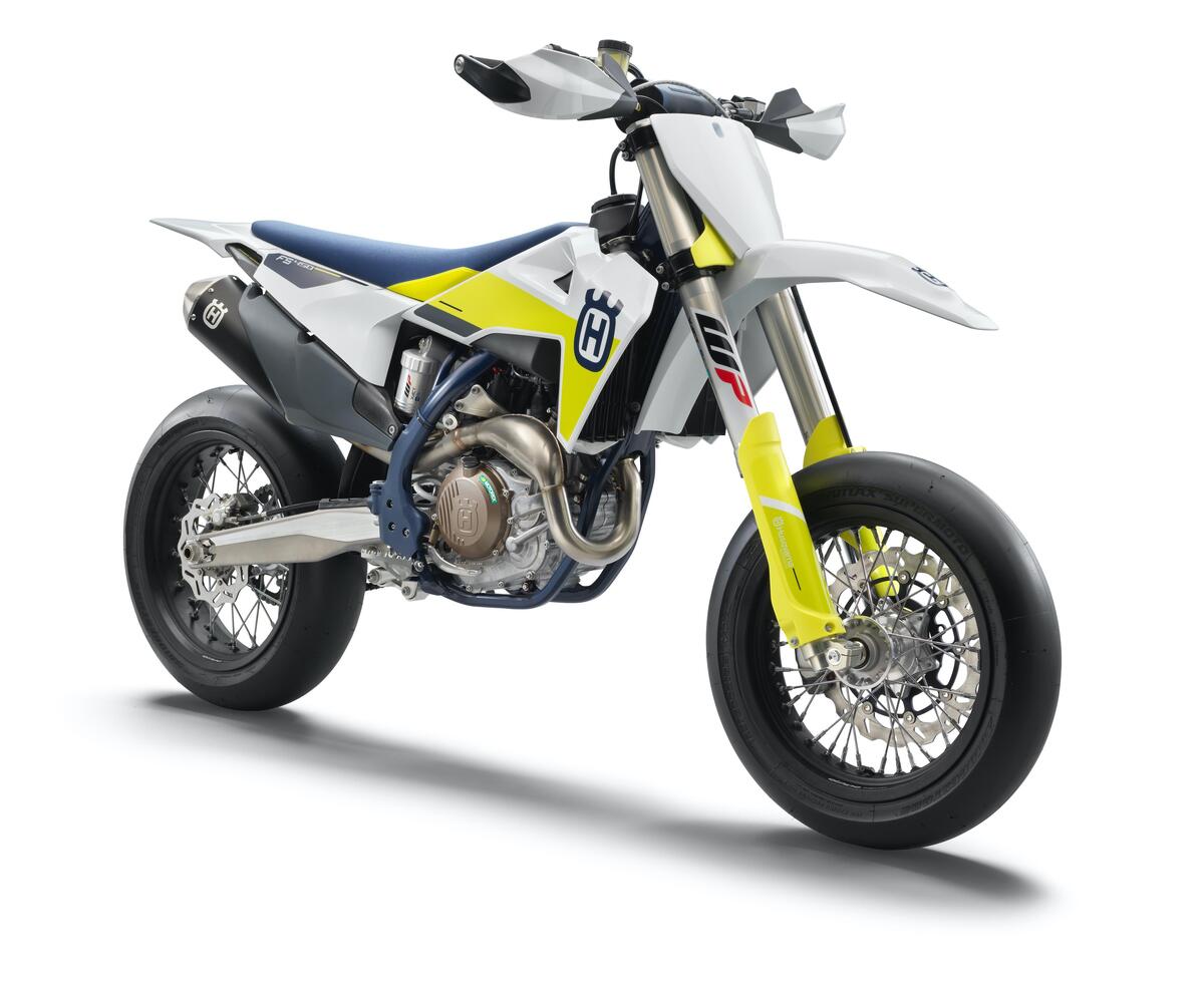 Husqvarna, nuova FS 450 2021 motard - News - Moto.it