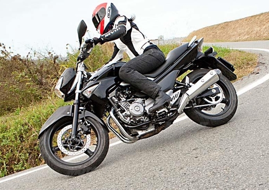 Suzuki Inazuma 250 Suzuki Inazuma 250