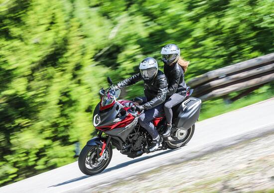 Hertz Ride, in Europa con MV Agusta Hertz Ride, in Europa con MV Agusta