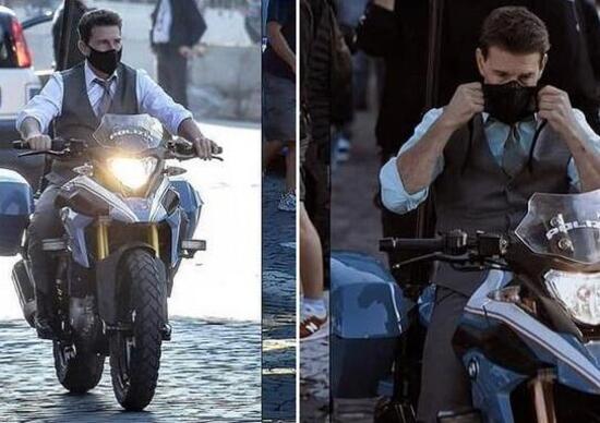 Tom Cruise sorpreso a Roma su una BMW G 310GS Tom Cruise sorpreso a Roma su una BMW G 310GS