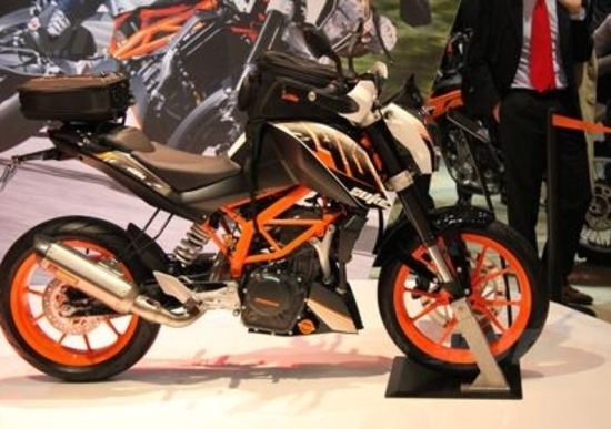 KTM 390 Duke a EICMA 2012 KTM 390 Duke a EICMA 2012