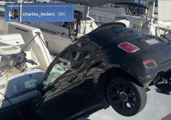 Fiat 500 caduta nel porto: la foto di Charles Leclerc su Instagram Fiat 500 caduta nel porto: la foto di Charles Leclerc su Instagram