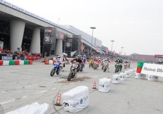 EICMA MotoLive 2012: record di pubblico e di campioni EICMA MotoLive 2012: record di pubblico e di campioni