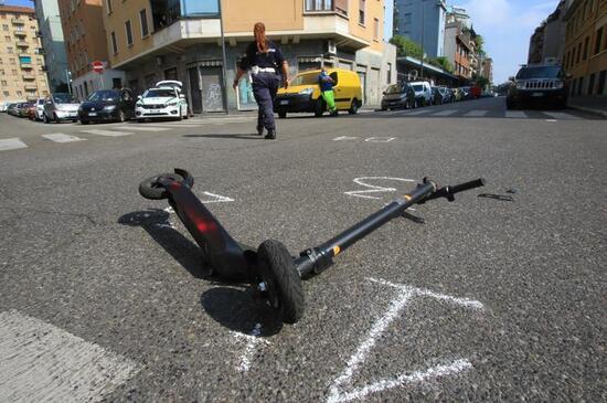 Incidenti e caos sulle strade delle grandi città, Servono nuove regole o solo rispetto? Incidenti e caos sulle strade delle grandi città, Servono nuove regole o solo rispetto?