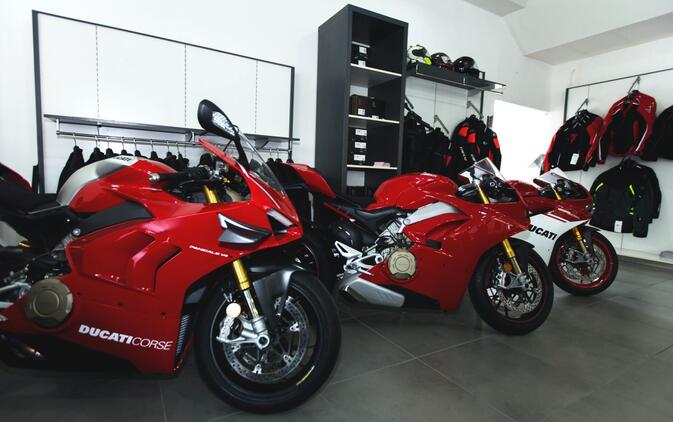 Moto Shop 2000 srl - Concessionario moto usate e nuove a Capua, Caserta
