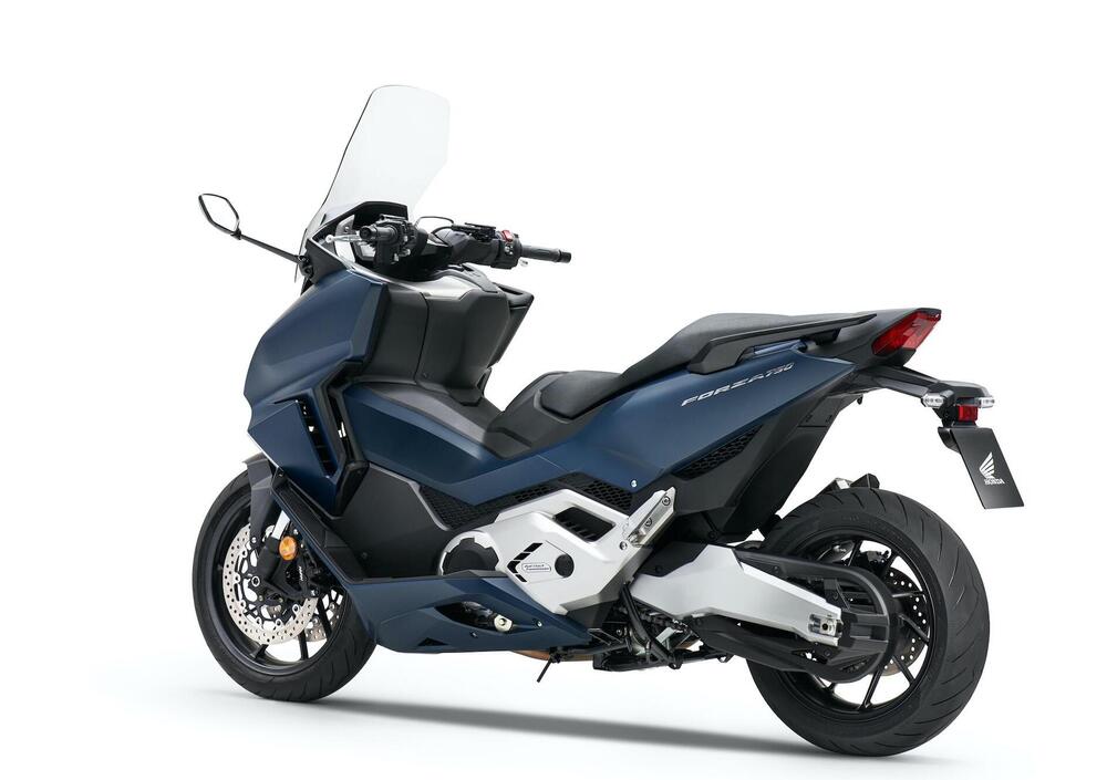 honda forza 750 recensioni