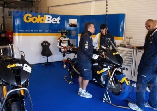 Il freddo rallenta i test MotoGP e SBK di Jerez Il freddo rallenta i test MotoGP e SBK di Jerez