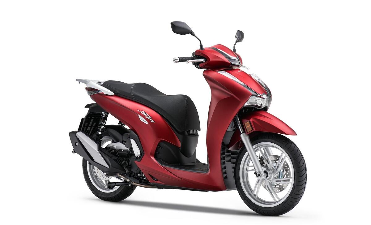 Honda Sh 350 (2021), prezzo e scheda tecnica - Moto.it