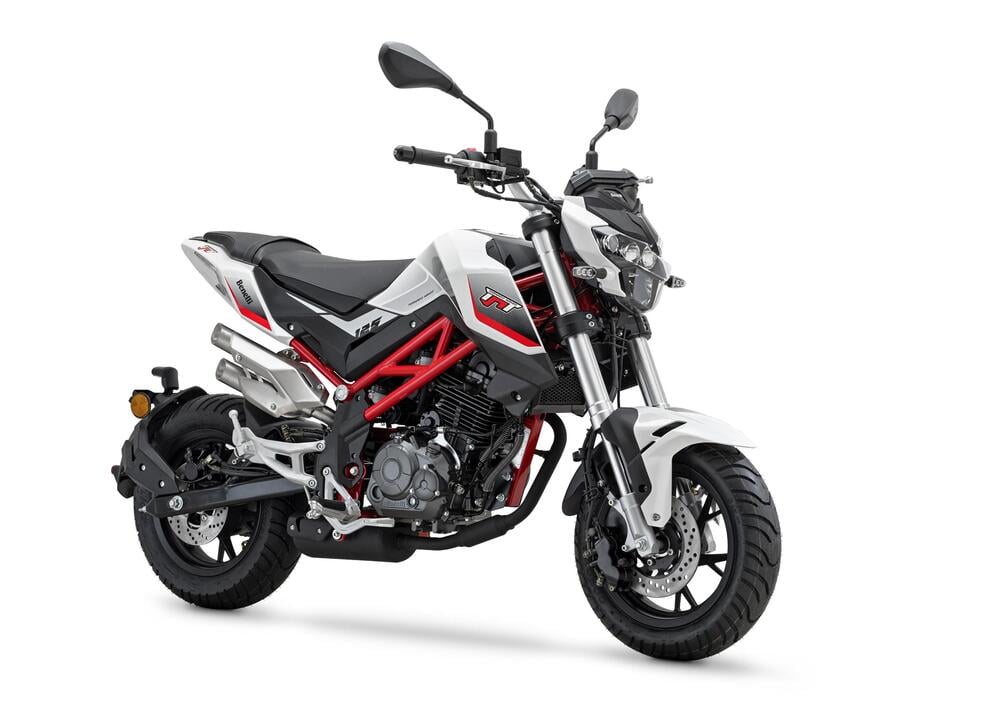 Benelli Tornado Naked T 125 2022 prezzo e scheda 