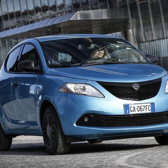 Il marchio che tutto danno per morto piazza il suo unico modello in vendita sul podio del mercato auto italiano 2020