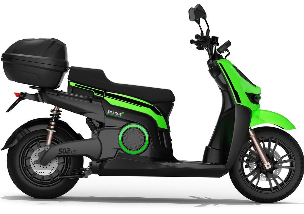 Mercato elettrico 2020. Bene le eBike, benissimo gli scooter Moto.it
