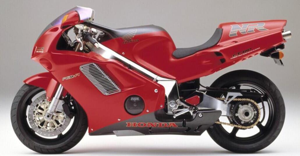 Honda NR 750 Nera? Rossa, per me, è molto meglio. Parola di Gix
