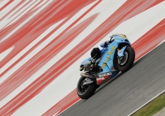 MotoGP: la Suzuki scenderà in pista a Barcellona MotoGP: la Suzuki scenderà in pista a Barcellona
