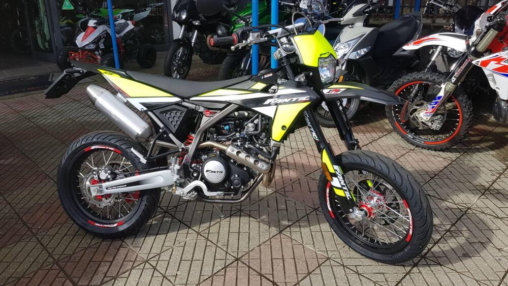 Vendo Fantic Motor XMF 125 Motard Performance 4t (2021 - 22) nuova a Castrolibero (codice ...