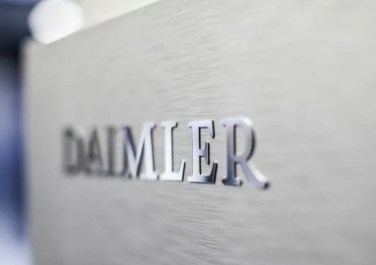 Daimler diventerà Mercedes-Benz dopo lo spin-off della divisione Trucks