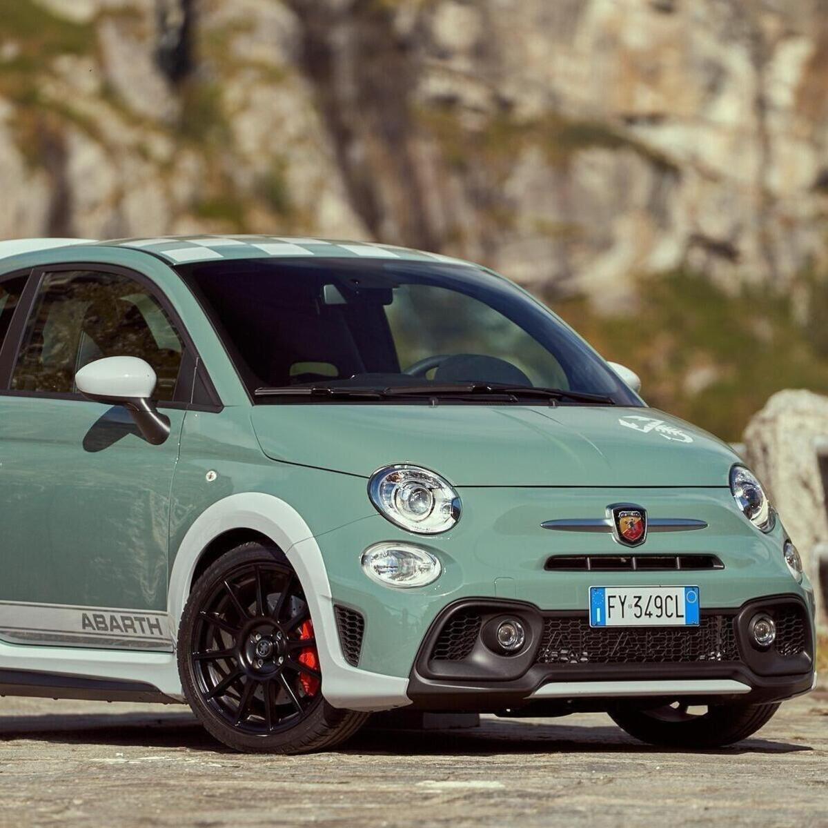 Abarth 695 Biposto - Prove - Automoto.it