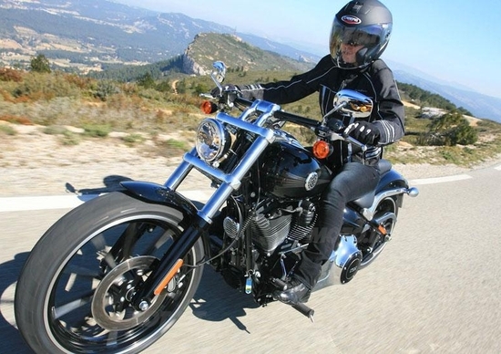 Harley-Davidson Softail Breakout Harley-Davidson Softail Breakout