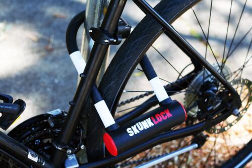 l azienda gas produce abbigliamento o biciclette