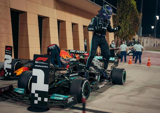 È la Formula 1 ad uscire sconfitta dal caos dei track limits in Bahrain È la Formula 1 ad uscire sconfitta dal caos dei track limits in Bahrain