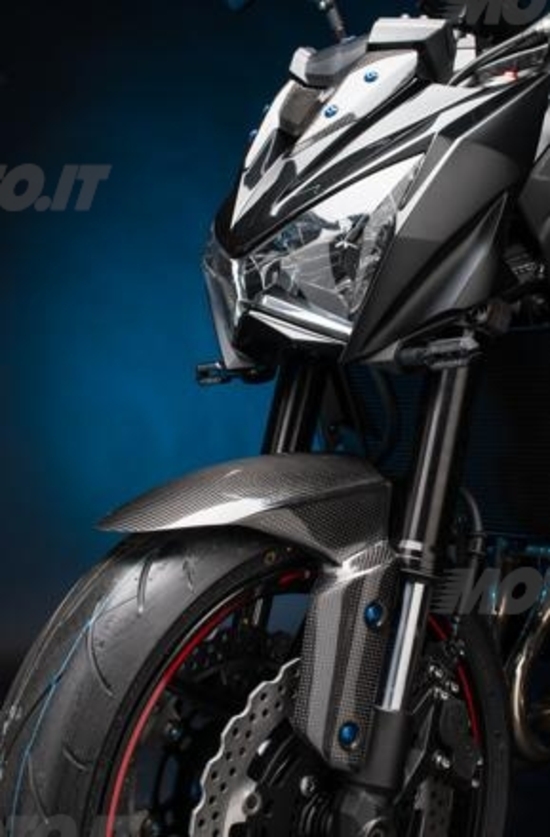 Kawasaki Z800: gli accessori proposti da LighTech Kawasaki Z800: gli accessori proposti da LighTech