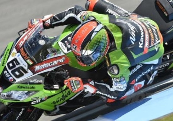 Superbike. Doppietta di Sykes a Donington Superbike. Doppietta di Sykes a Donington