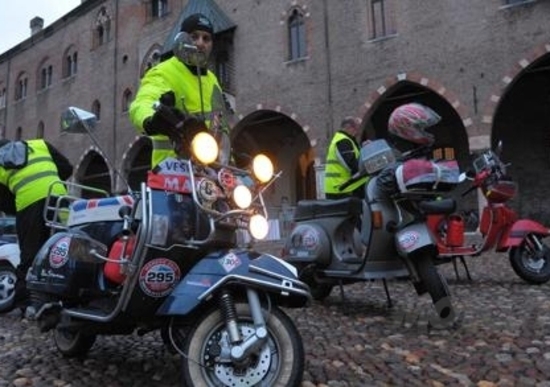 Elvezio Biserni vince la 1000 Km Vespistica 2013 Elvezio Biserni vince la 1000 Km Vespistica 2013
